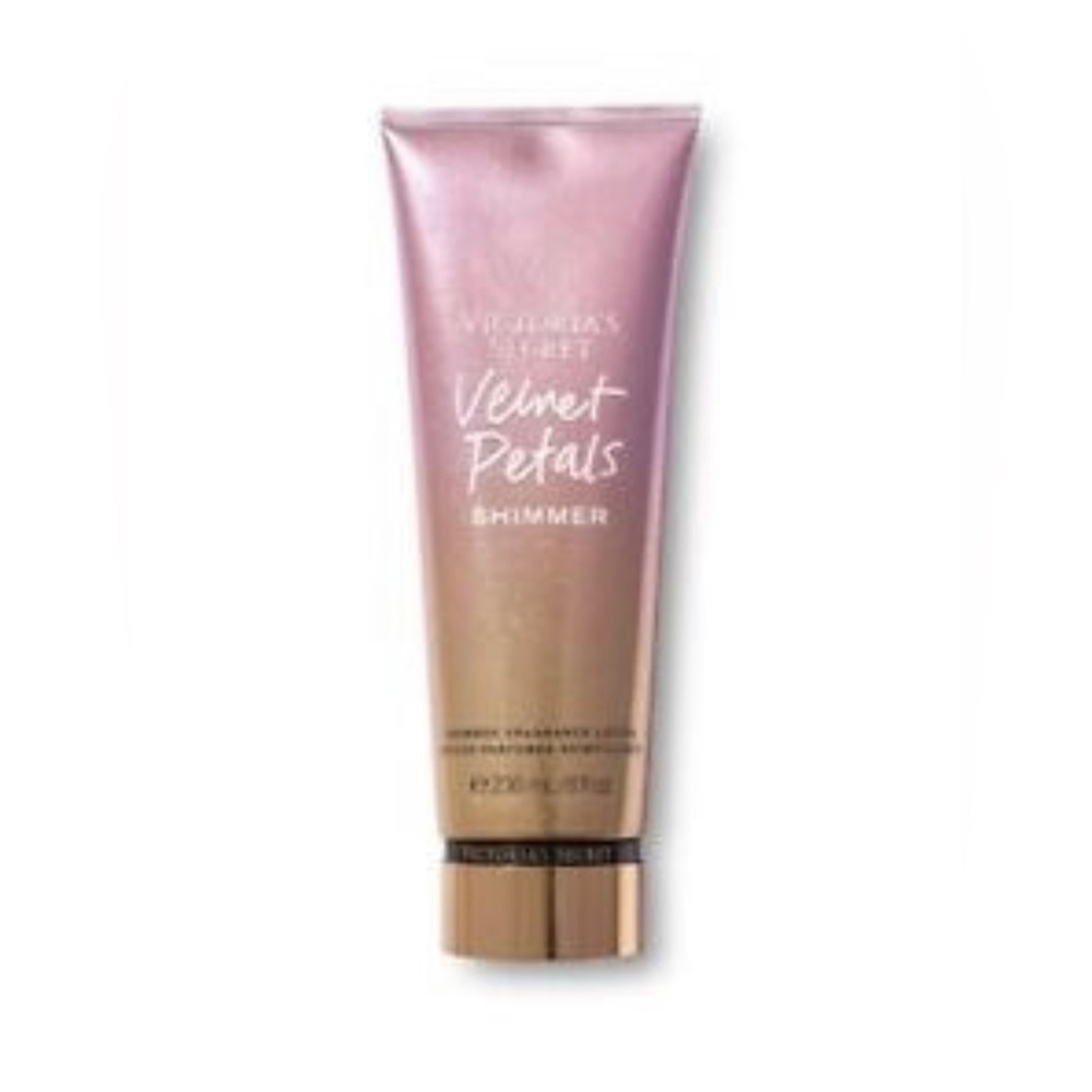 Victoria’s Secret Velvet Petal Shimmer Lotion Limited edition